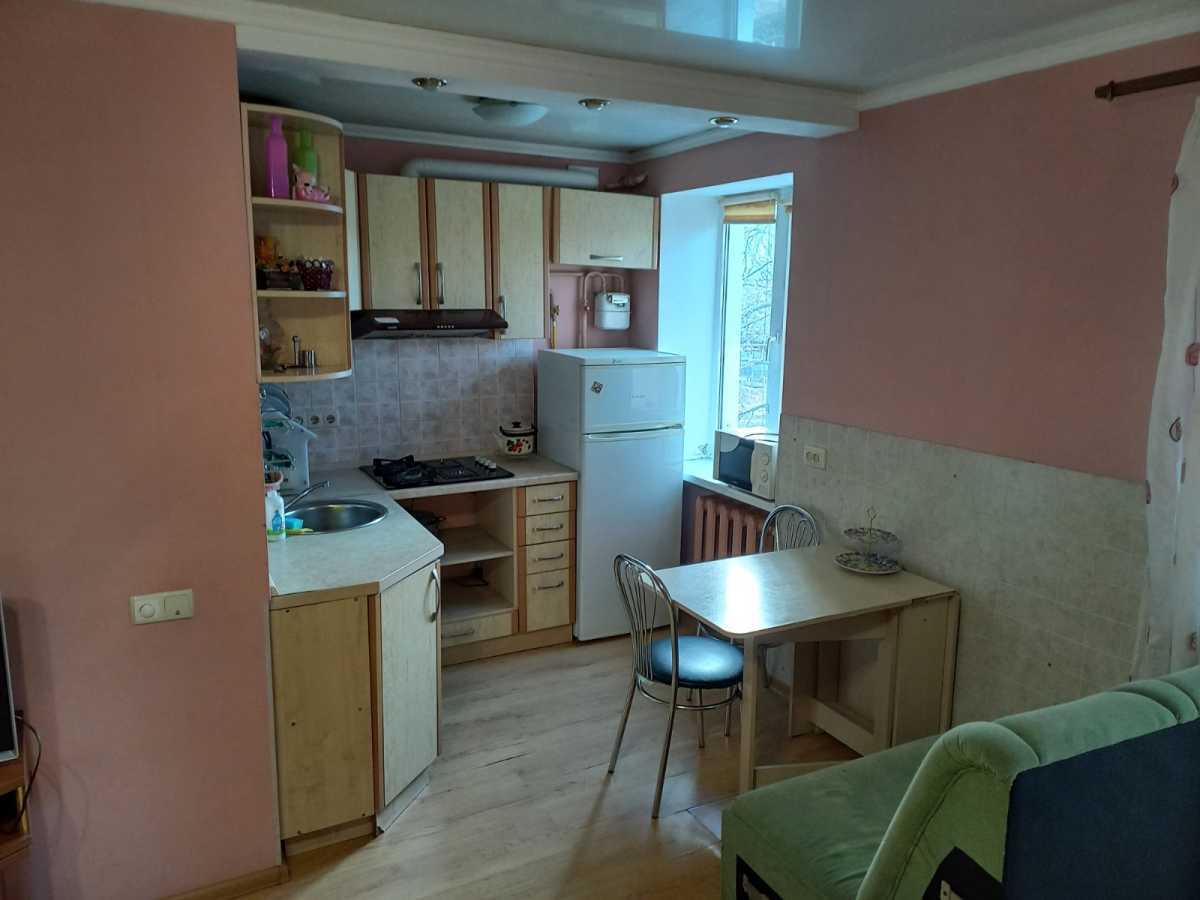 2-кімнатна квартира подобово 42 м², Лузановская вул., 65