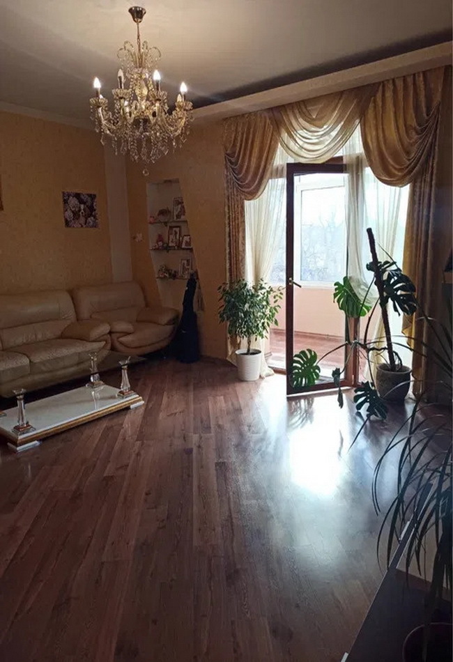 Продаж 2-кімнатної квартири 68 м², Маразлиевская вул.