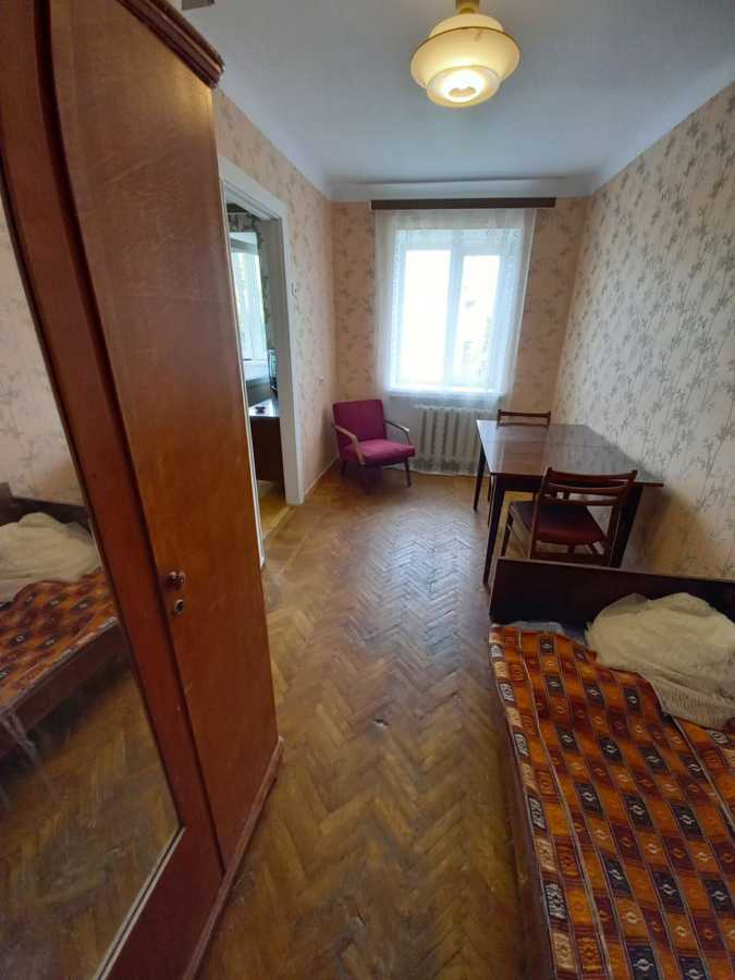 Оренда 3-кімнатної квартири 58 м², Дорогожицька вул.