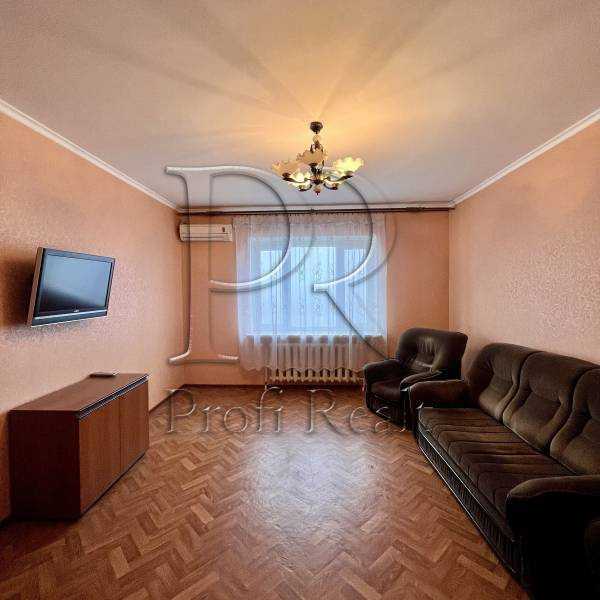 Продаж 2-кімнатної квартири 88 м², Драгоманова вул., 31-Б