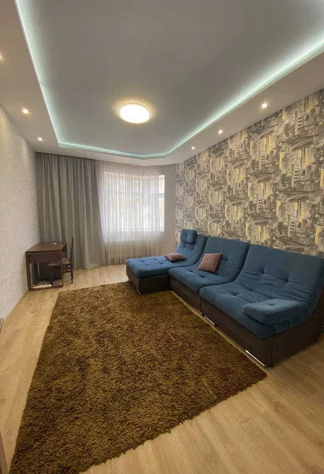 Продажа 2-комнатной квартиры 70 м², Маршала Говорова ул., 8