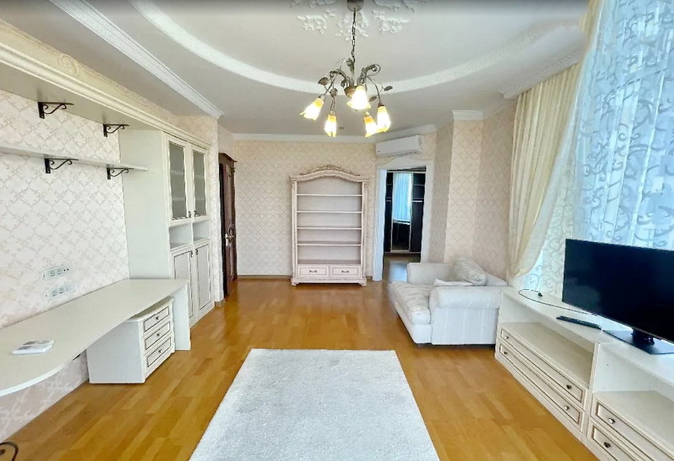 Продажа 2-комнатной квартиры 120 м², Шевченко просп.