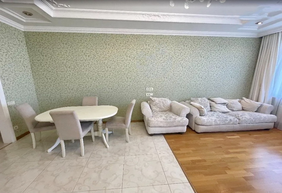 Продажа 2-комнатной квартиры 120 м², Шевченко просп.