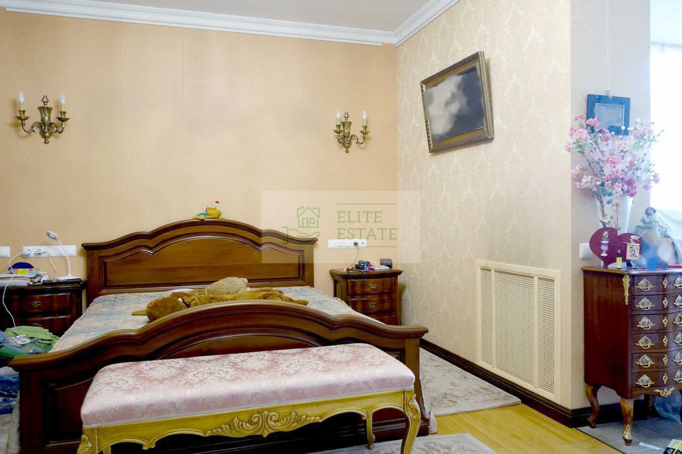 Продаж 5-кімнатної квартири 406 м², Шота Руставелі вул., 38