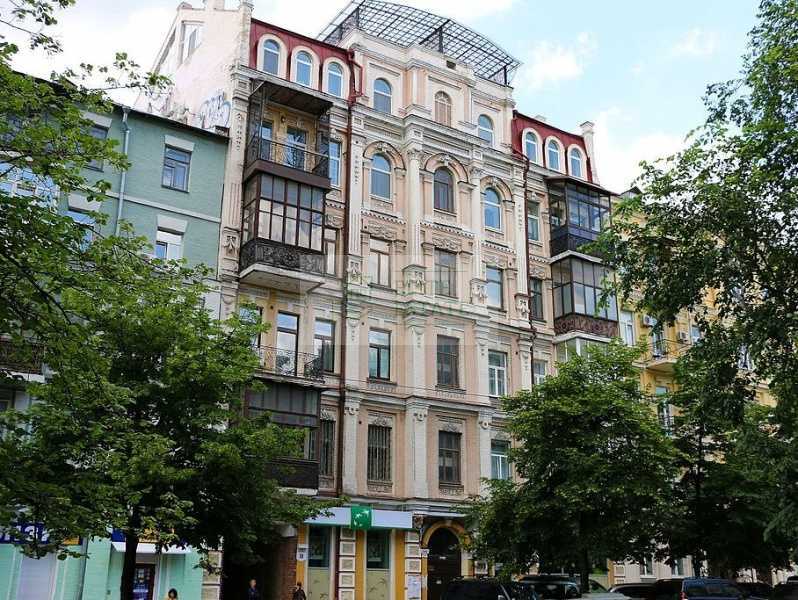 Продажа 5-комнатной квартиры 406 м², Шота Руставели ул., 38