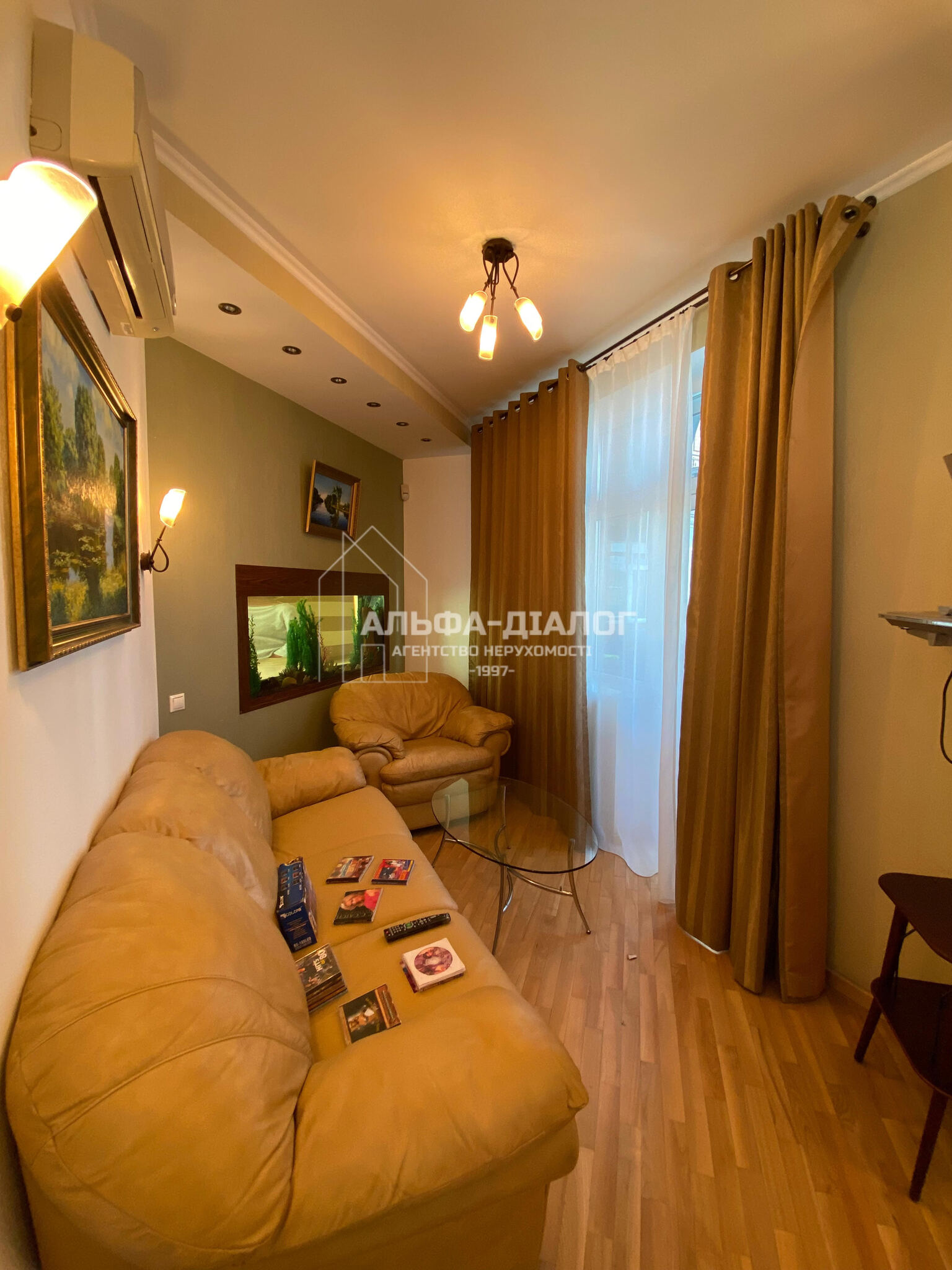 Продажа 5-комнатной квартиры 252 м², Владимирская ул., 79