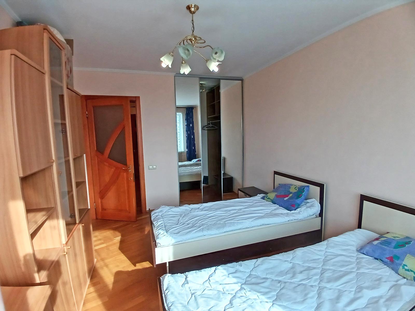 Продаж 4-кімнатної квартири 125 м², Лесі Українки бул., 21А