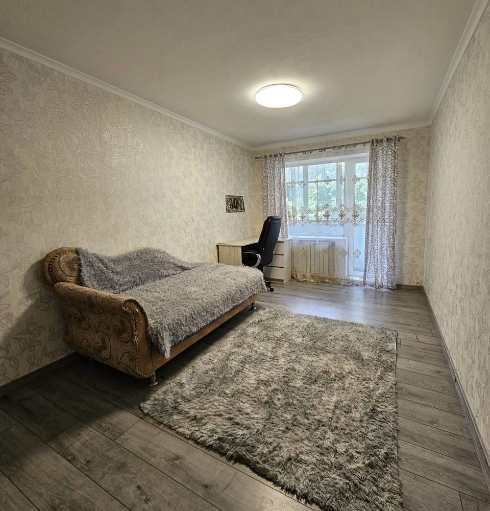 Продаж 2-кімнатної квартири 52 м², Байкальська вул., 84