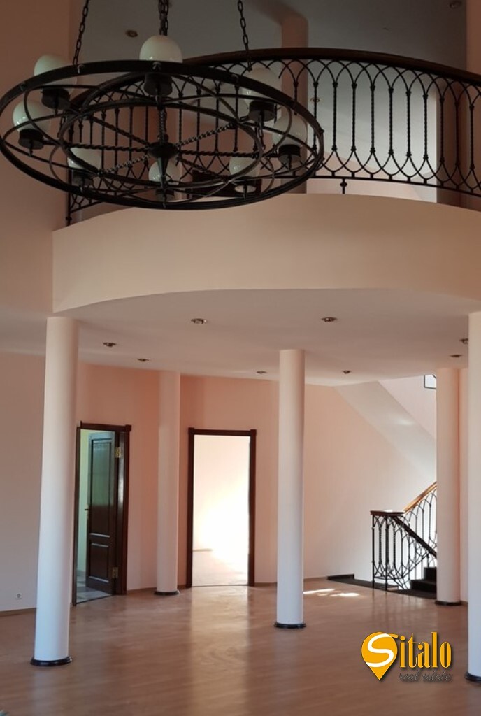 Оренда будинку 400 м², Пржевальського вул.
