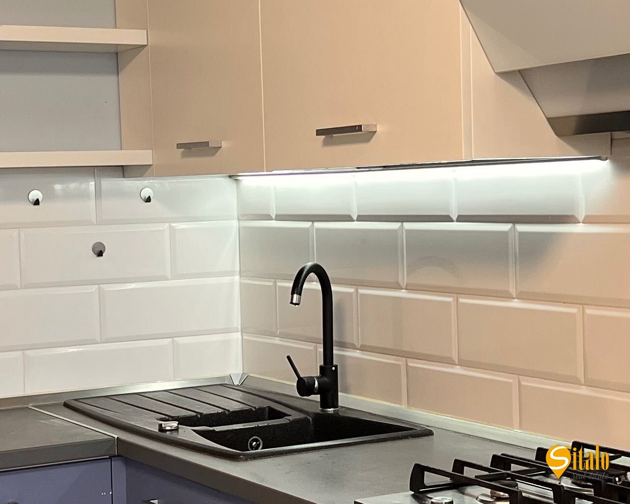 Продаж 2-кімнатної квартири 66 м²