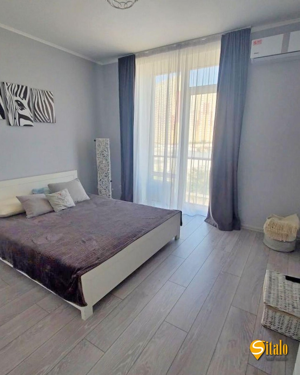 Продаж 3-кімнатної квартири 68 м², Немировича-Данченка вул., 12