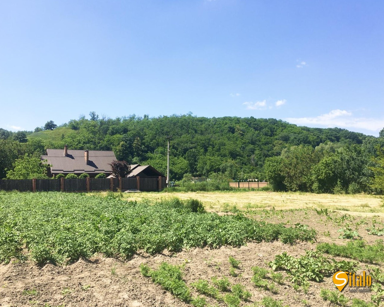 Продаж ділянки під індивідуальне житлове будівництво 22.5 соток