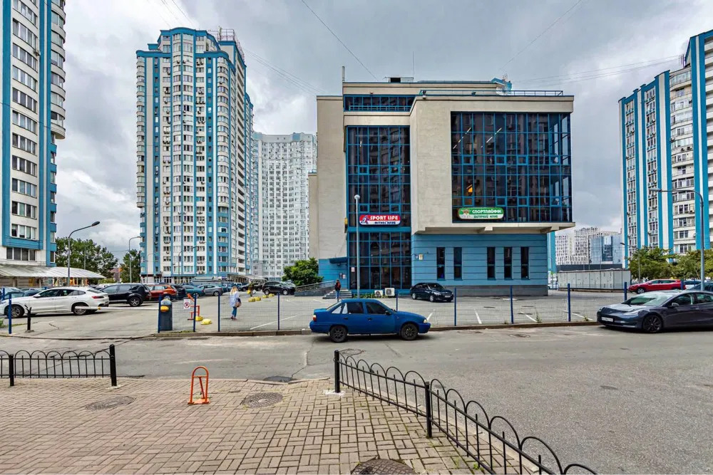 Продаж 2-кімнатної квартири 74.5 м², Дніпровська наб., 26Г