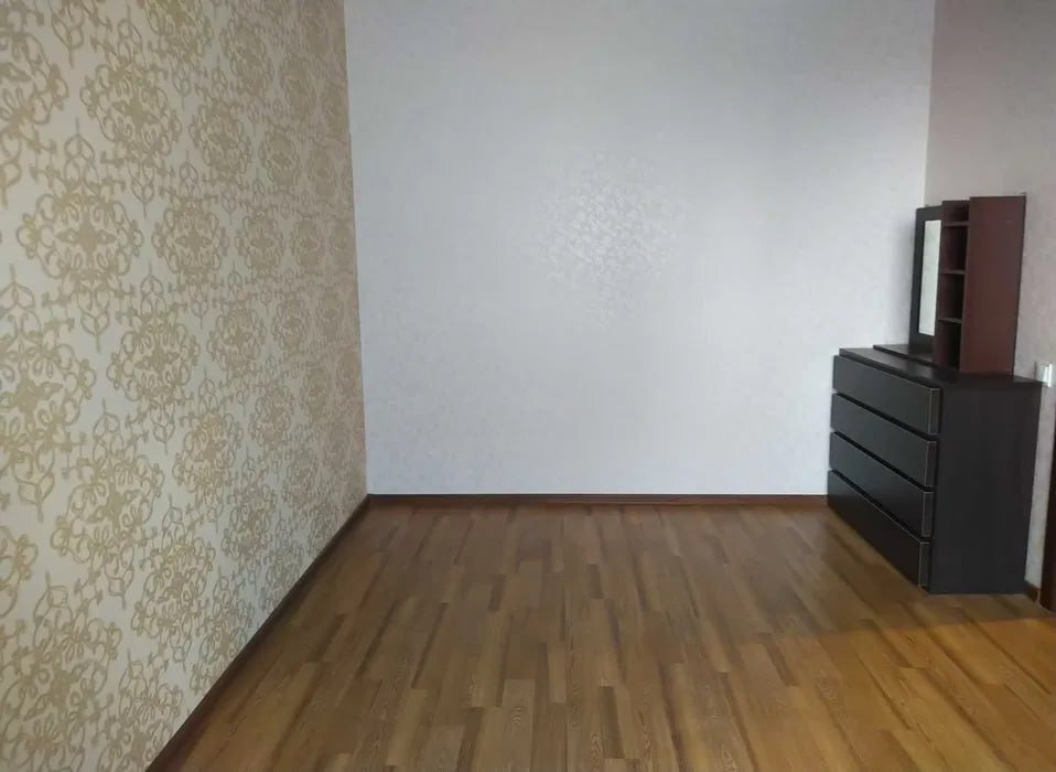 Продаж 1-кімнатної квартири 35 м²