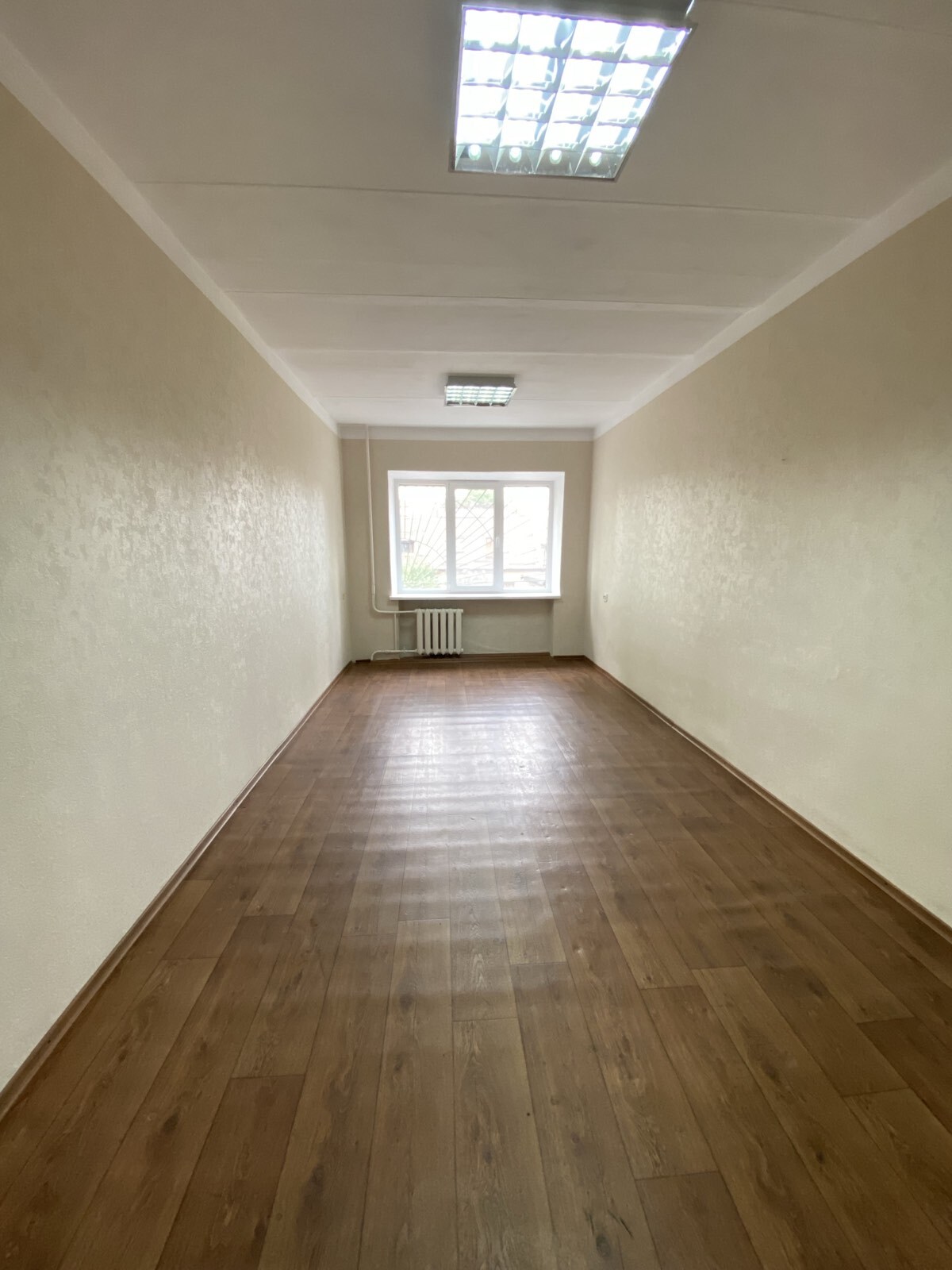 Оренда офісу 167 м², Нижньодніпровська