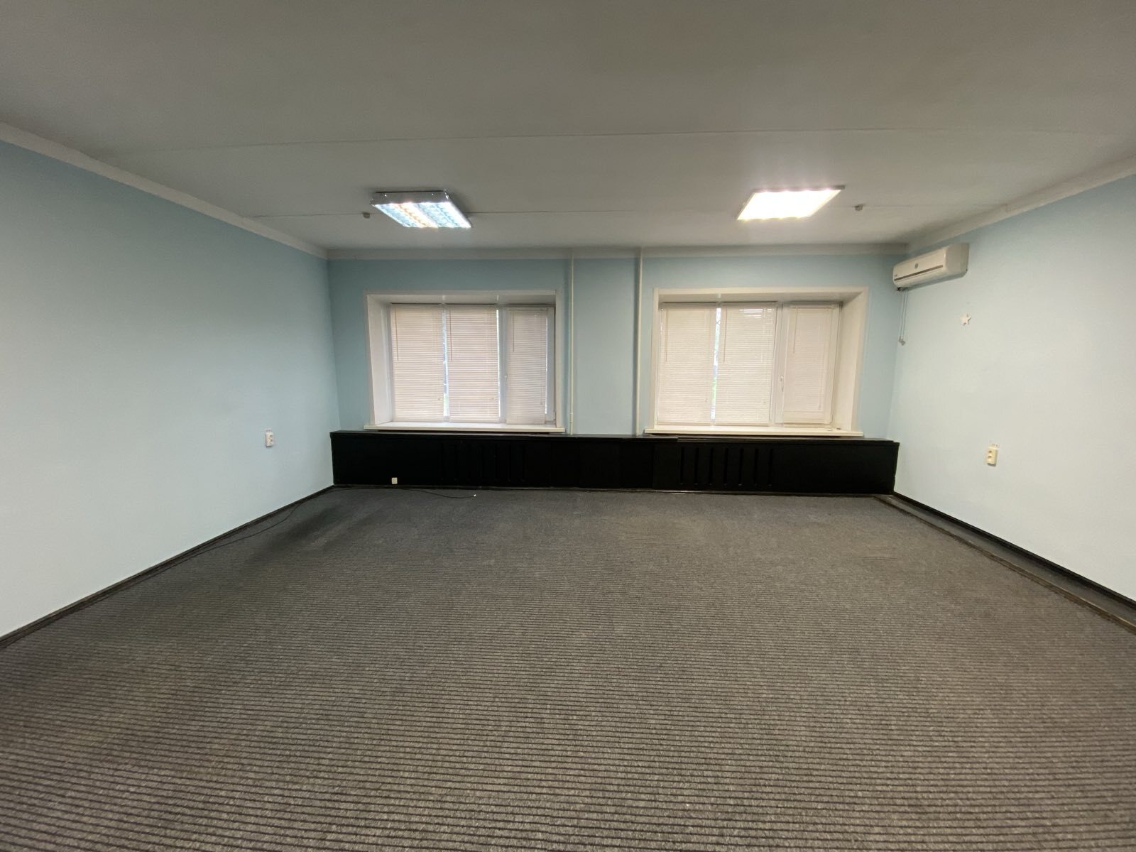 Оренда офісу 167 м², Нижньодніпровська