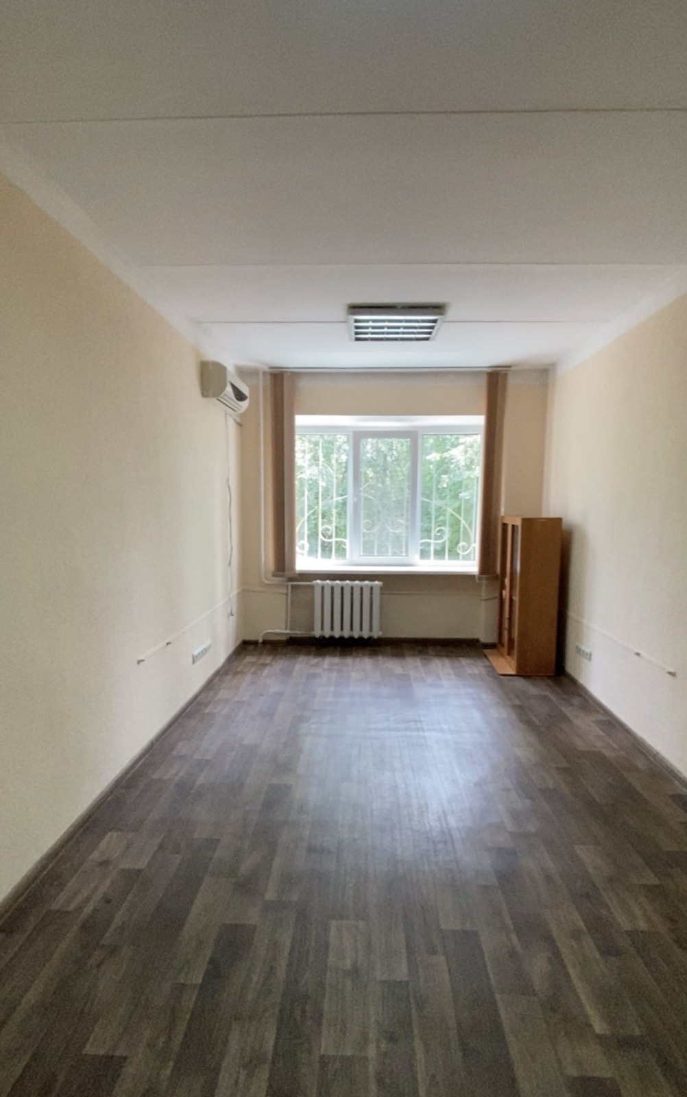 Оренда офісу 167 м², Нижньодніпровська