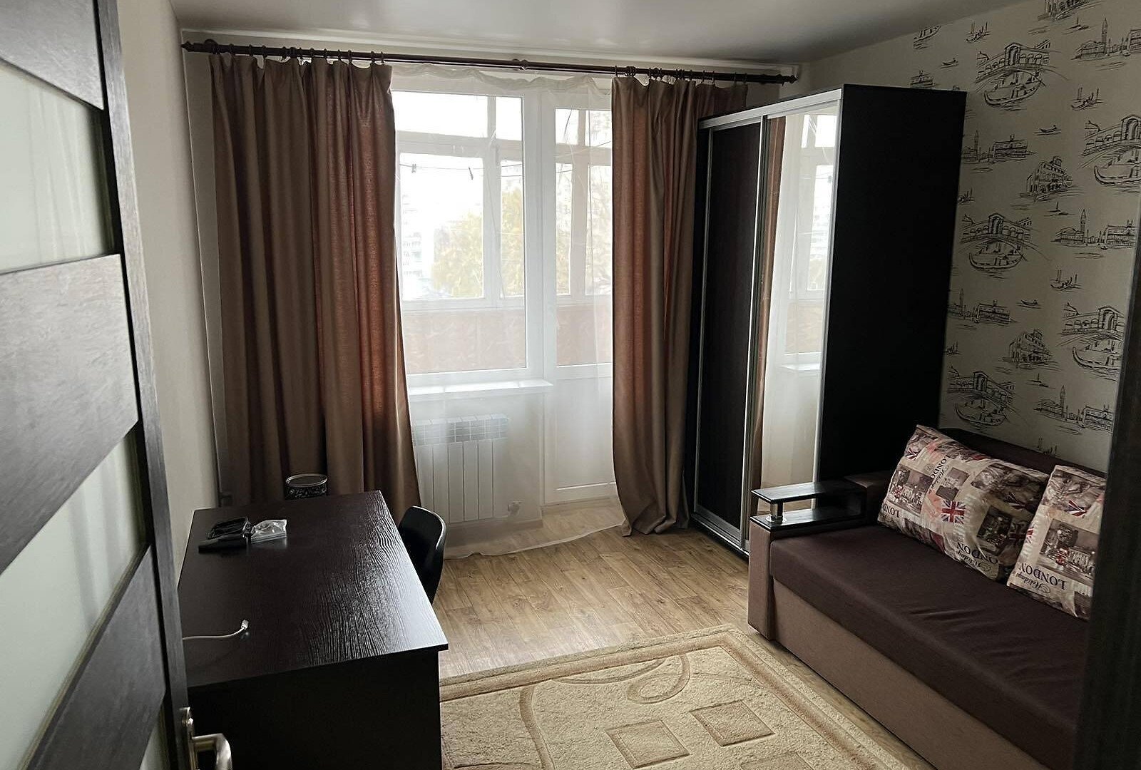 Продажа 3-комнатной квартиры 65 м²