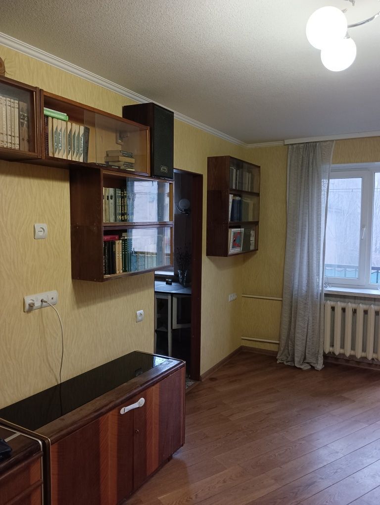 Продажа 2-комнатной квартиры 42 м²