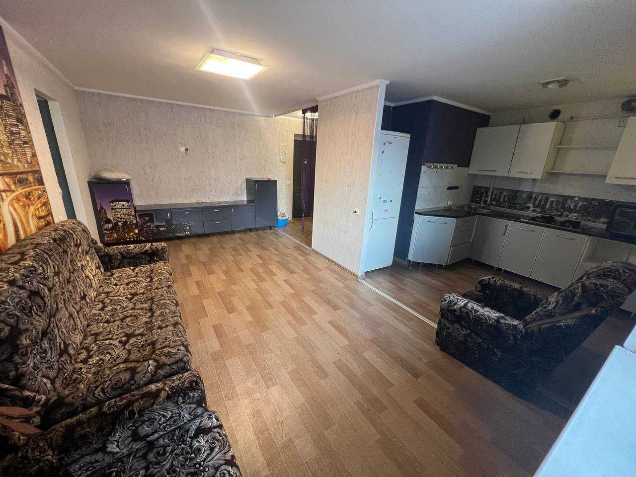 Продаж 2-кімнатної квартири 42 м²