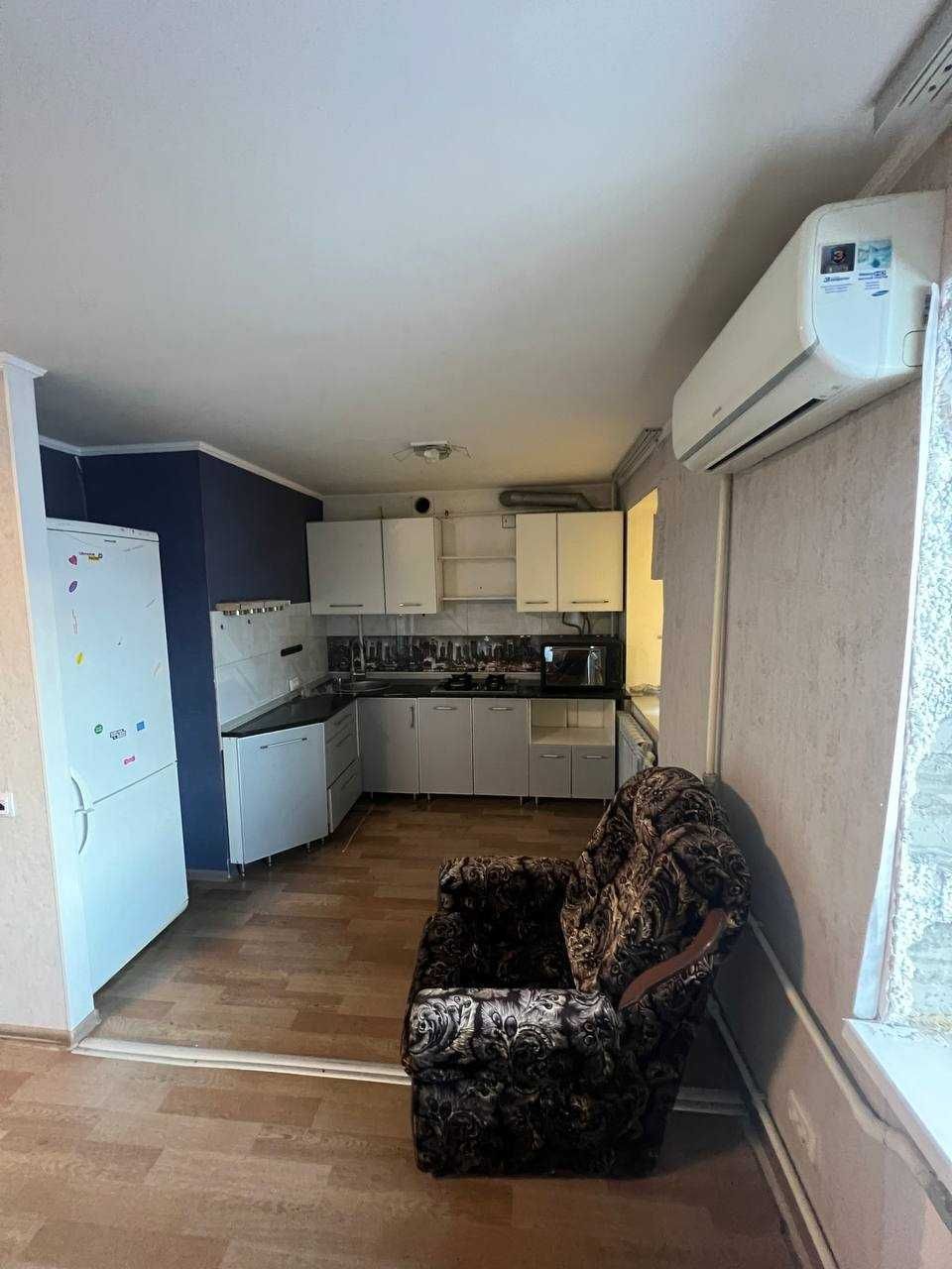 Продаж 2-кімнатної квартири 42 м²