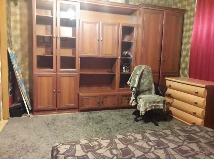 Продаж 1-кімнатної квартири 34 м², Лютнева вул.
