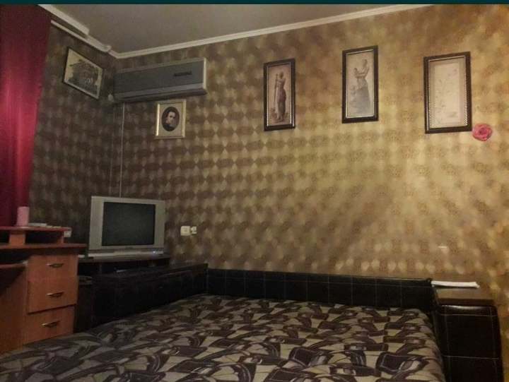 Продаж 1-кімнатної квартири 34 м², Лютнева вул.