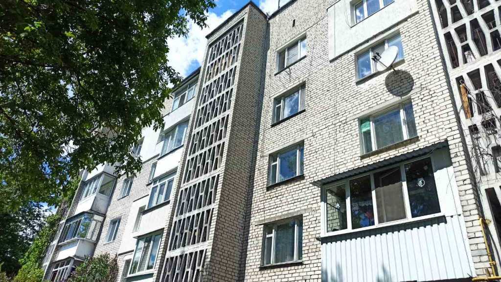 Продажа 2-комнатной квартиры 52 м², Утренний пер.