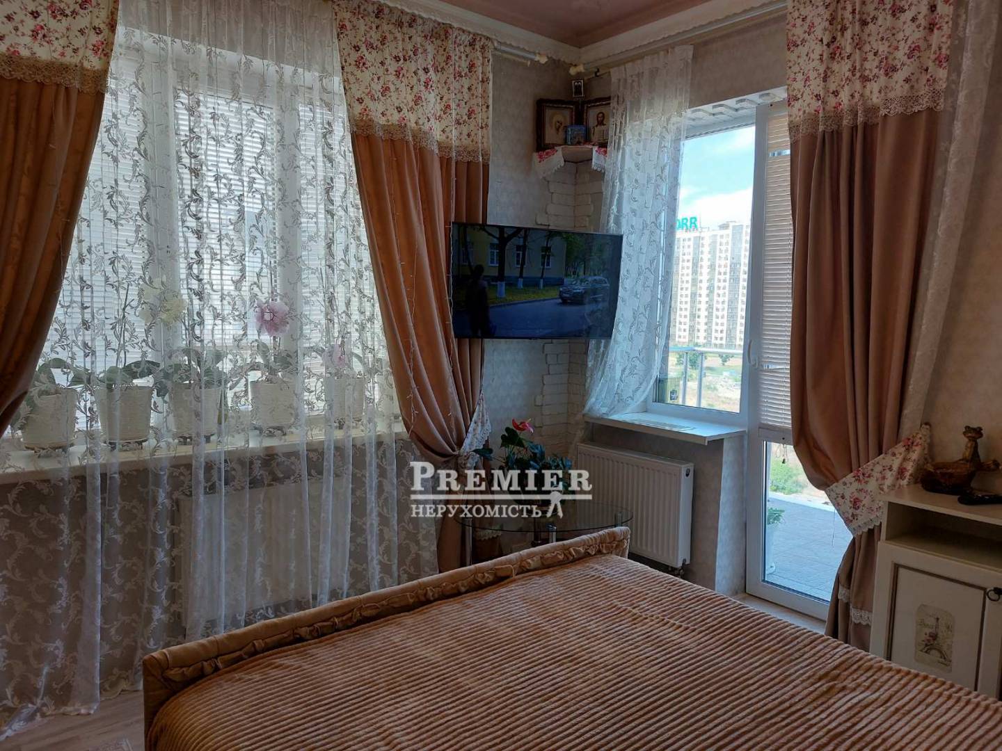 Продаж 2-кімнатної квартири 50 м², Николаевская дор., 299
