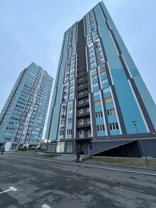 Продажа 3-комнатной квартиры 90 м²