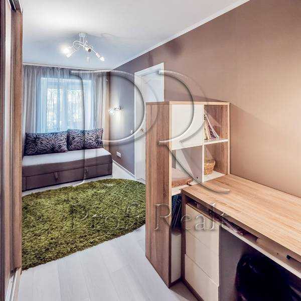 Продаж 2-кімнатної квартири 45 м², Соборності просп., 18А