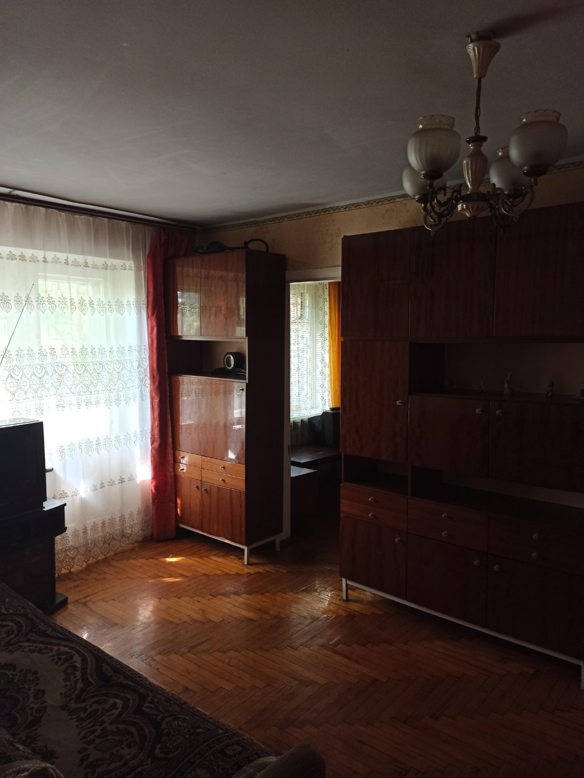 Продажа 3-комнатной квартиры 56 м², Южноукраинская ул., 4