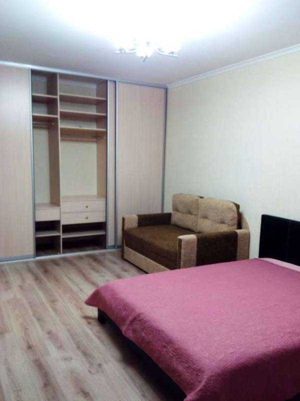 Оренда 1-кімнатної квартири 52 м², Михайла Донця вул., Драгоманова, 31б
