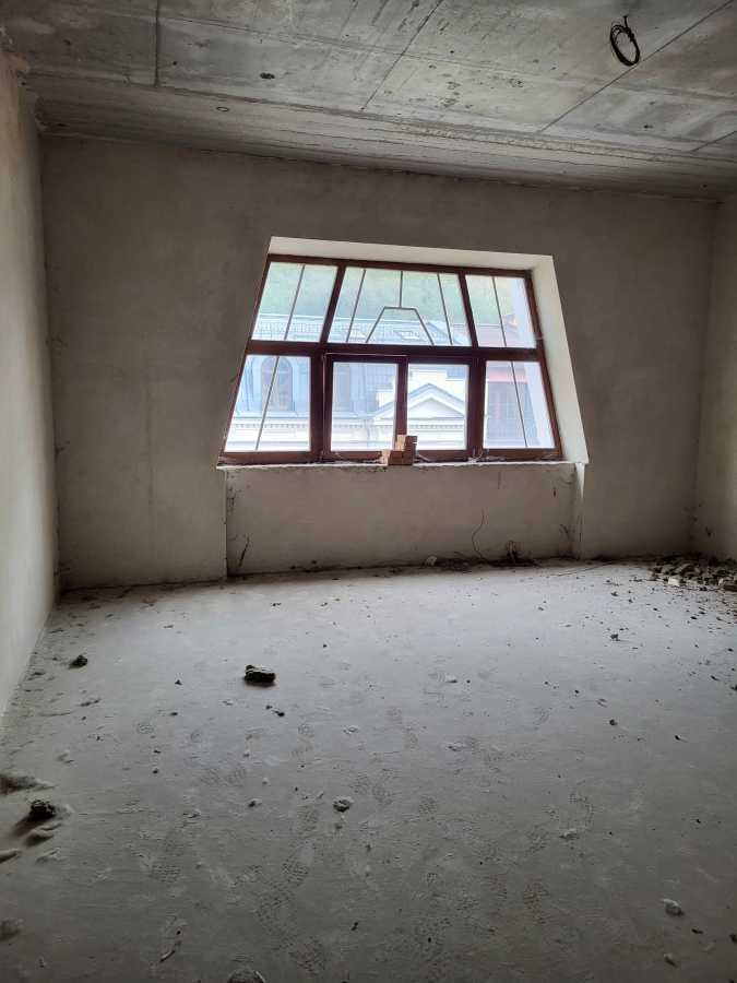 Продажа 5-комнатной квартиры 178 м², Воздвиженская ул., 18