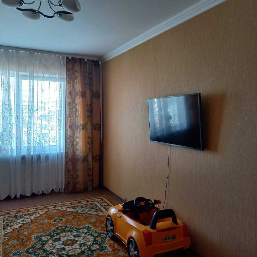 Оренда 1-кімнатної квартири 43 м², Лесі Українки вул., 62А