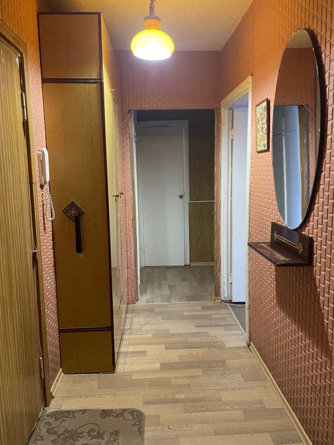 Продаж 2-кімнатної квартири 54 м², Набережна Перемоги вул., Яхт клуб