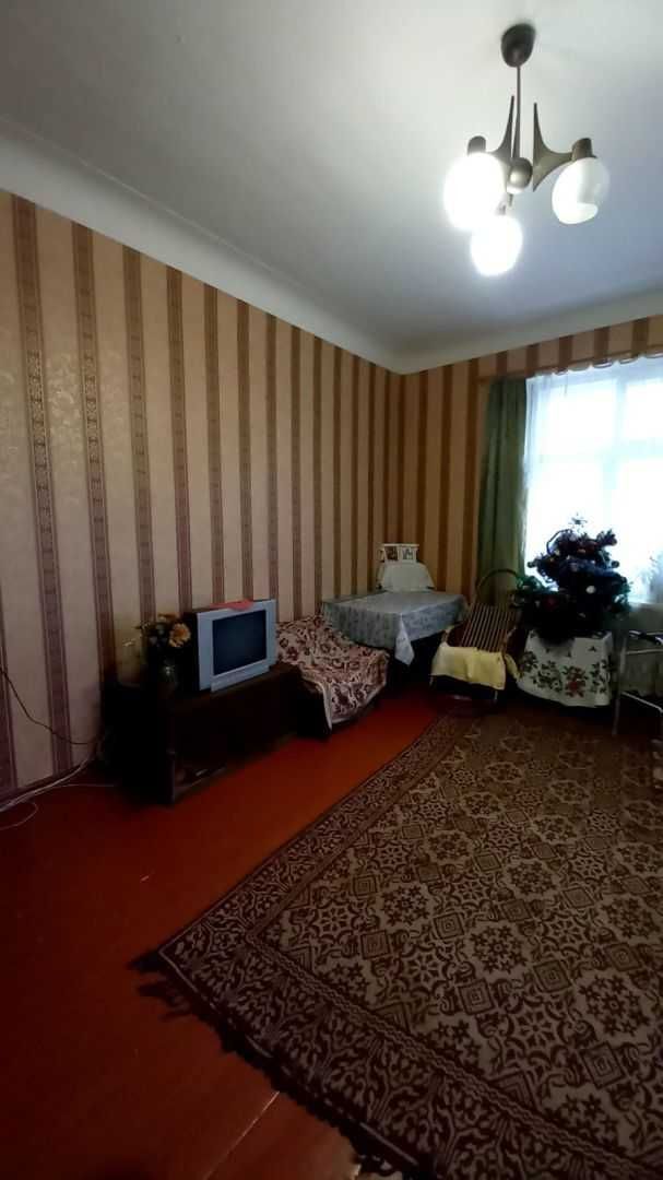 Продаж 2-кімнатної квартири 57 м²