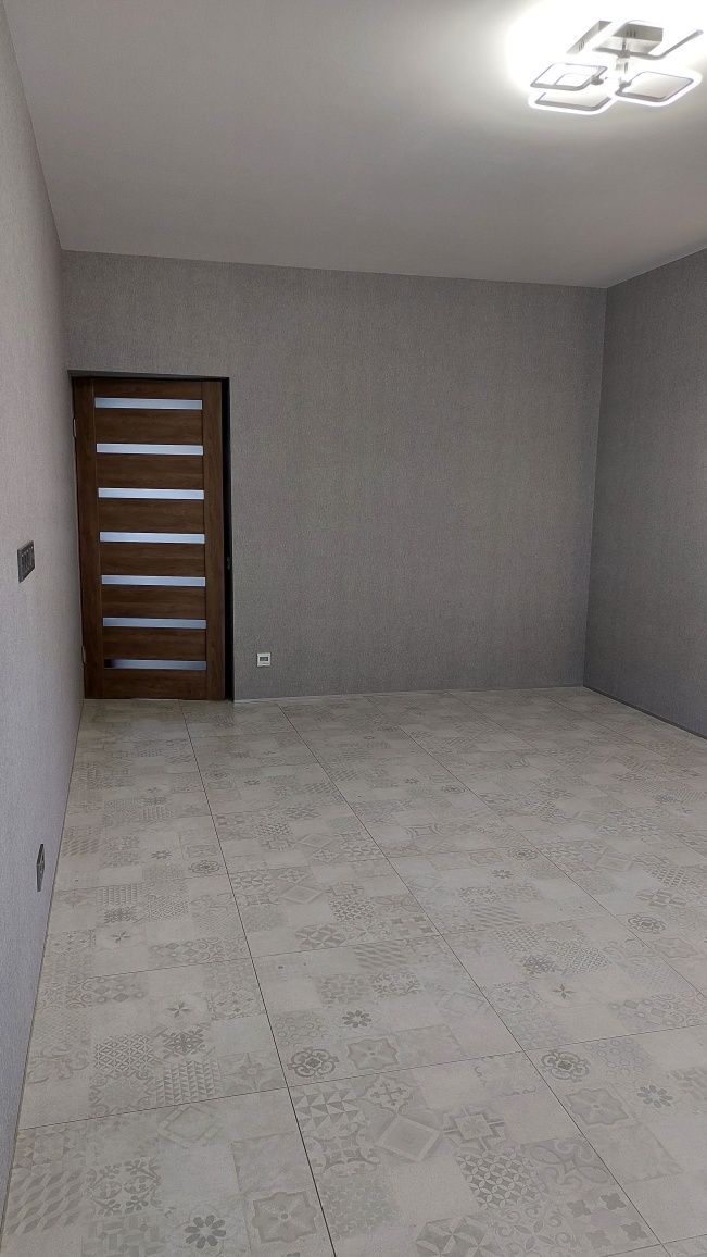 Продаж 1-кімнатної квартири 48.31 м²