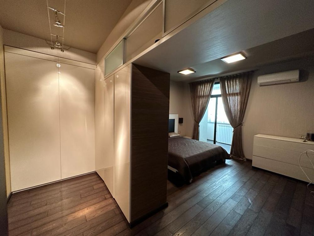 Оренда 2-кімнатної квартири 140 м²