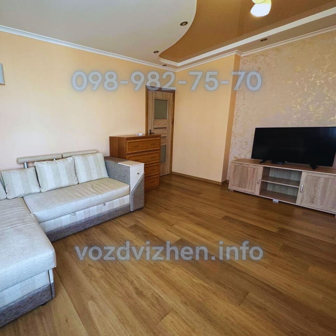 Продаж 1-кімнатної квартири 49.2 м², Миколи Ушакова вул., 1Д