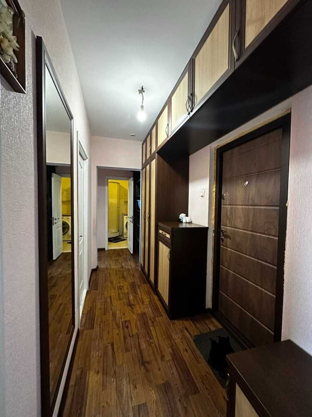 Продаж 2-кімнатної квартири 62 м², 1 Травня вул.