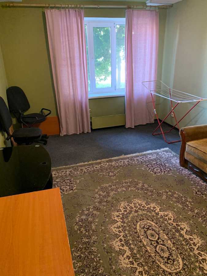 Продаж 2-кімнатної квартири 65.8 м², Братиславська вул., 7