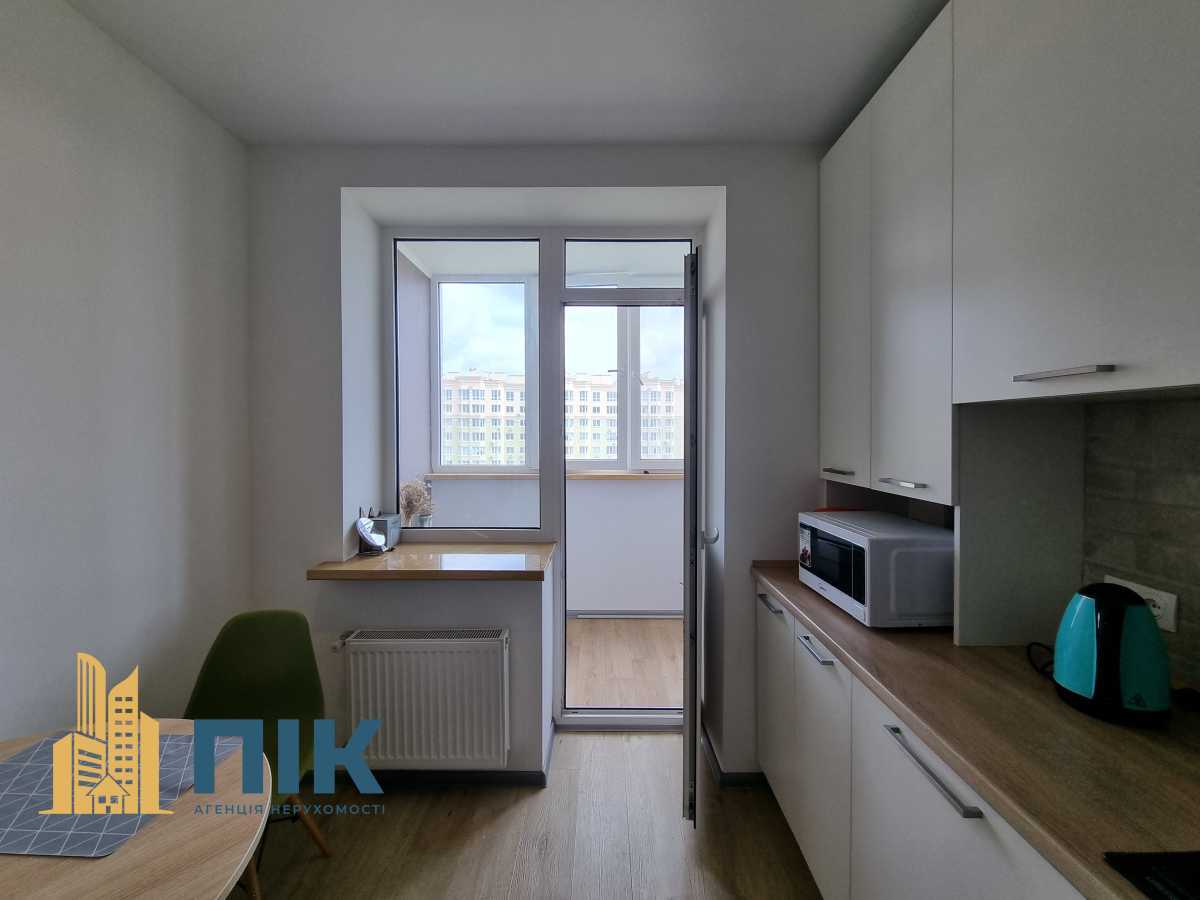 Продаж 1-кімнатної квартири 39.5 м², Боголюбова вул., 33