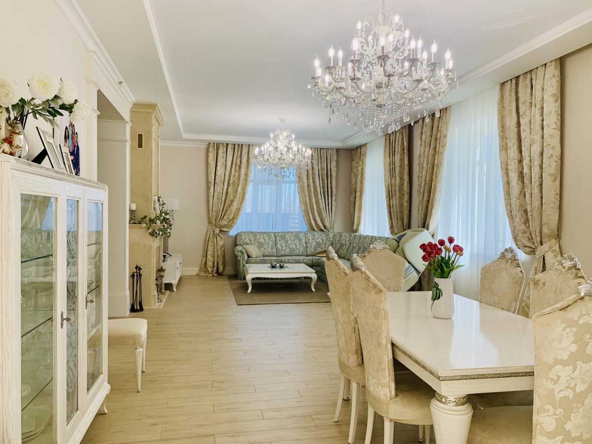 Продаж будинку 550 м², 70-а Садова вул.