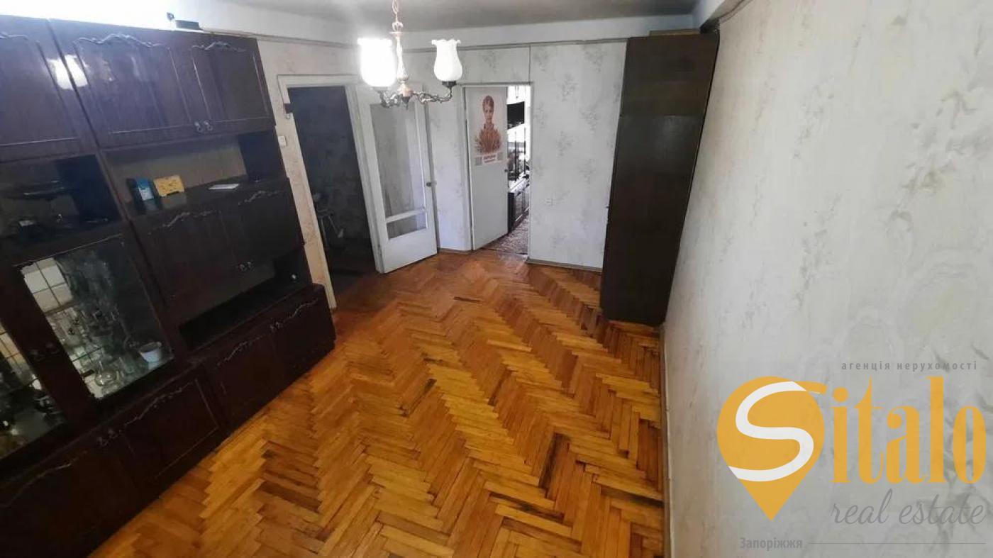 Продаж 2-кімнатної квартири 42.7 м², Полякова вул.