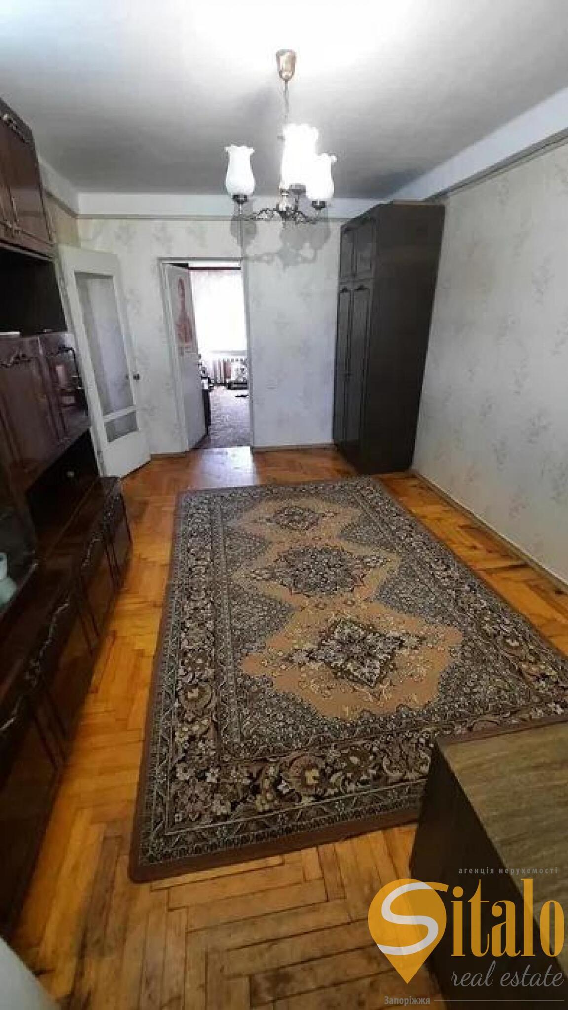 Продаж 2-кімнатної квартири 42.7 м², Полякова вул.