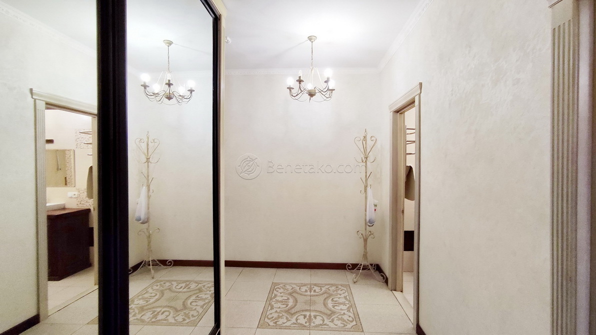 Аренда 3-комнатной квартиры 70 м², Аркадийское Плато ул.