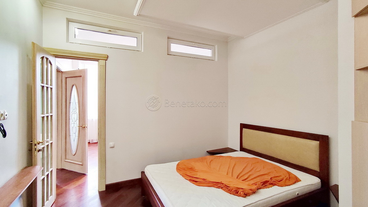 Аренда 3-комнатной квартиры 70 м², Аркадийское Плато ул.
