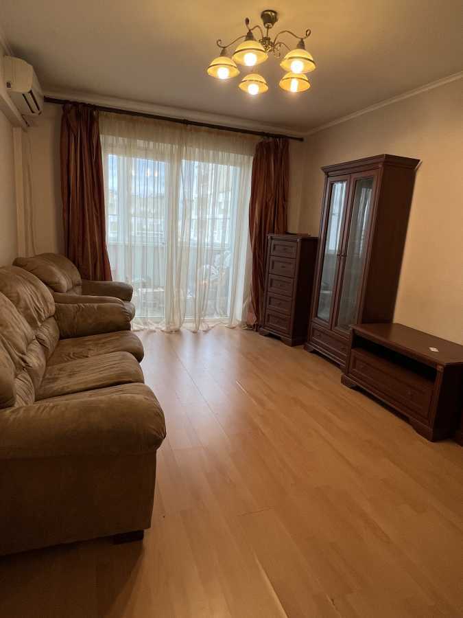 Продажа 3-комнатной квартиры 75 м², Петра Григоренко просп., 36