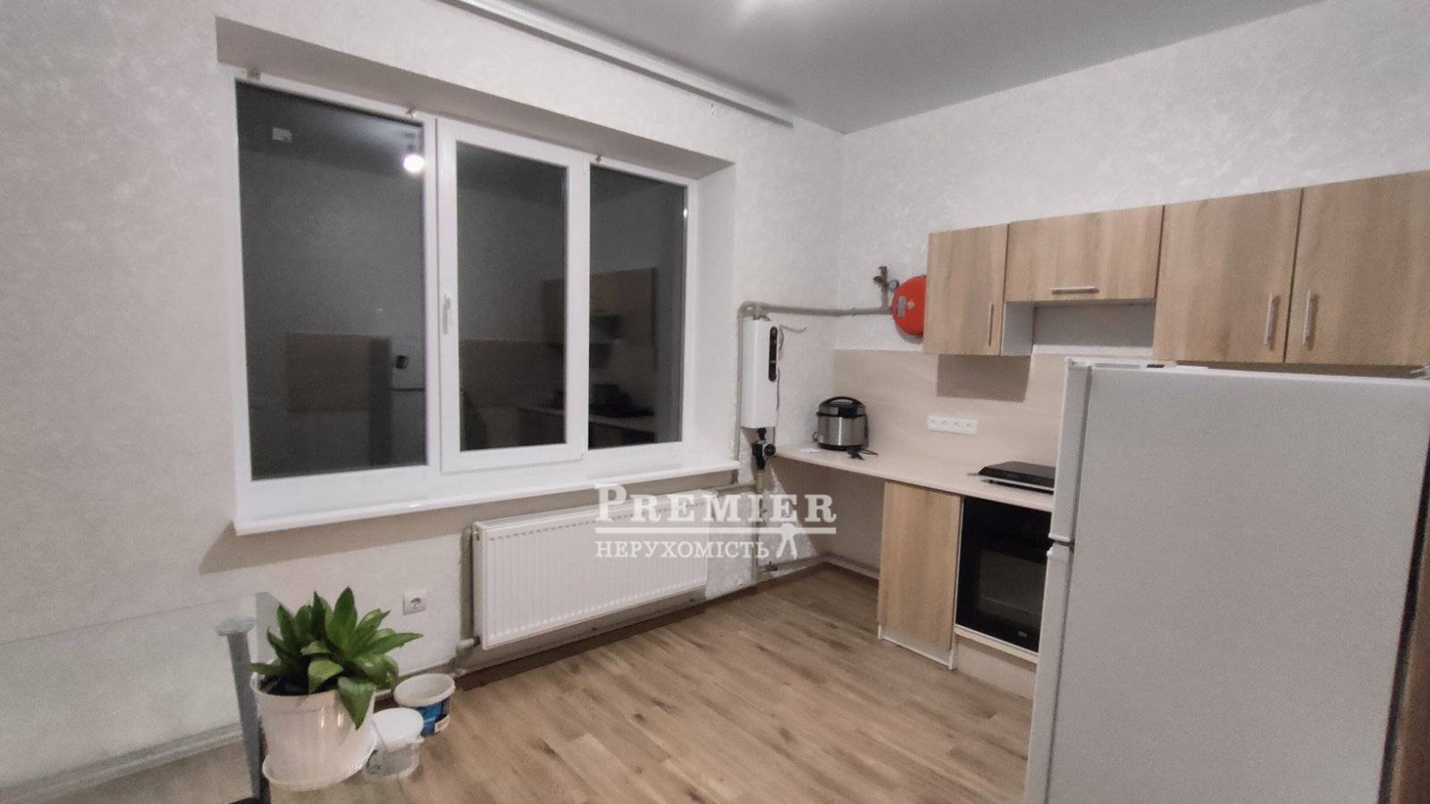 Продаж 1-кімнатної квартири 34 м², Воронезька вул.